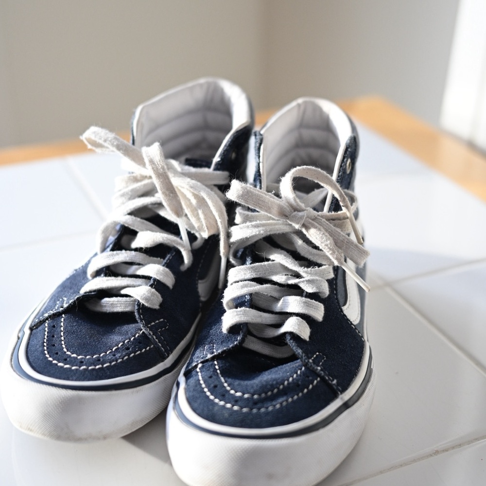 Vans Sk8-Hi Top Sneakers - Men’s Sz 7 Navy and White - Picture 13 of 14